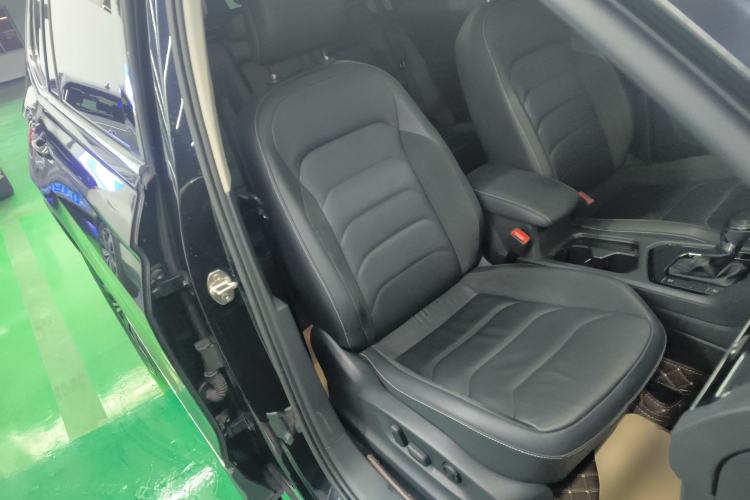 Used Volkswagen Tiguan L 2019 330TSI Automatic Two-Wheel Drive Panoramic Comfort Edition China V Standard
