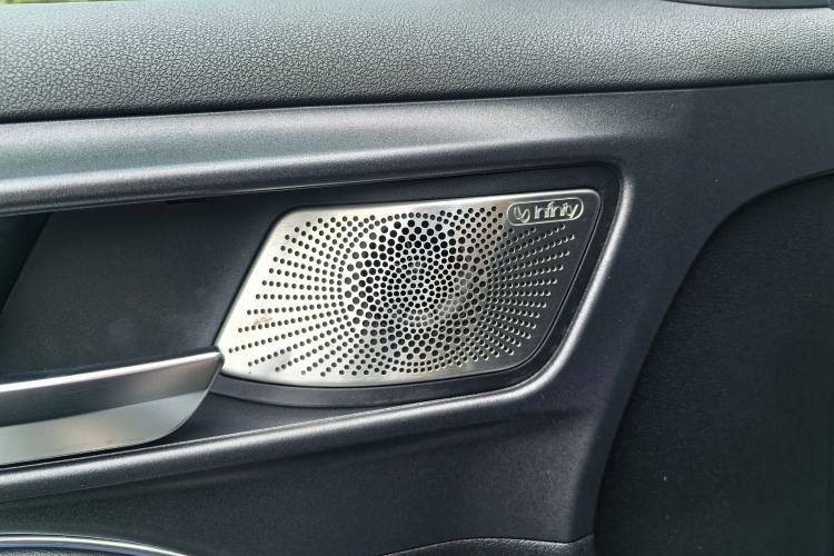 Used Tank 300 2023 City Edition 2.0T—Stylish as Ever
