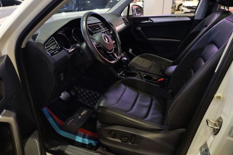 Used Volkswagen Tiguan L 2021 330TSI Automatic Two-Wheel Drive Smart Edition
