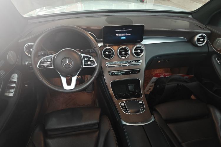 Used Mercedes-Benz GLC 2021 GLC 300 L 4MATIC Dynamic Model