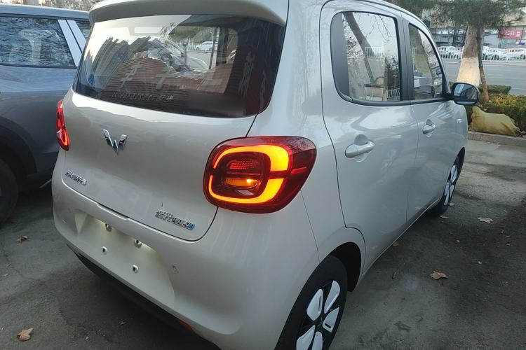 Used Wuling Hongguang MINIEV 2025 Four-Door Version Advanced Edition
