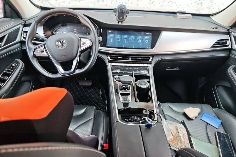 Used Changan CS85 COUPE 2019 1.5T DCT Dynamic Version China VI Standard
