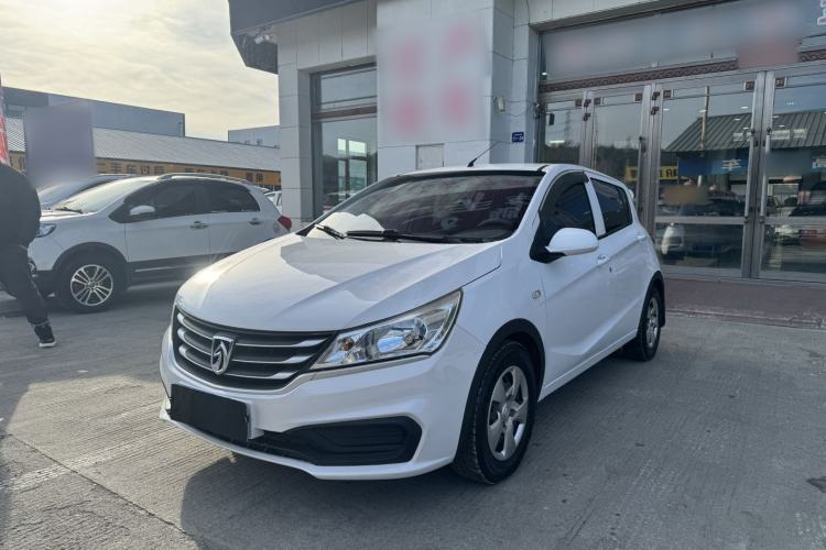Used Baojun 310 2016 1.2L manual Comfort trim level