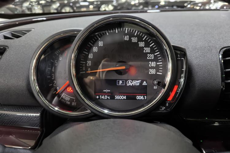 Used  Clubman 2016 Revised Version 2.0T COOPER S Connoisseur Edition
