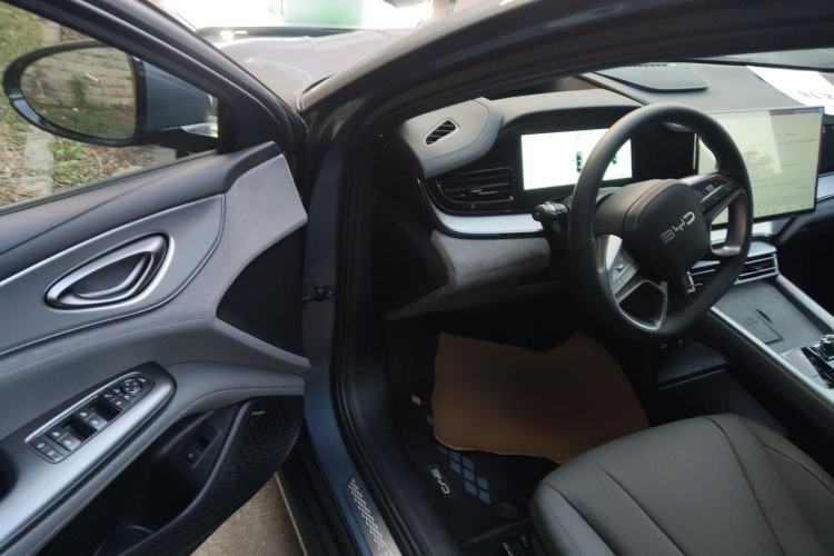 Used BYD Seal 07 DM-i 2025 DM-i 1.5L 125km Prestige Model
