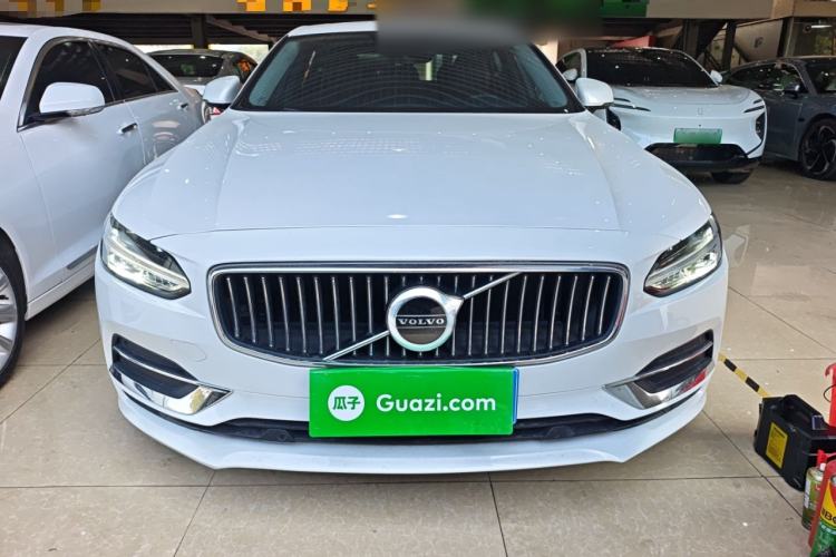 Used Volvo S90 2019 T5 Zhiyi Edition

