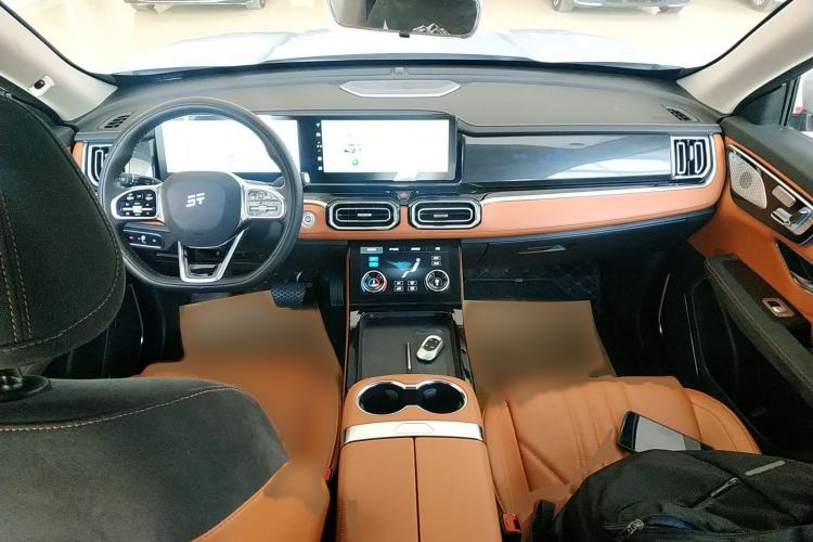 Used  Shanhai L7 2024 1.5T 120 km ULTRA 5-seater
