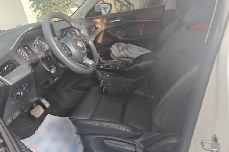 Used MG 5 2023 180 DVVT CVT Luxury Edition
