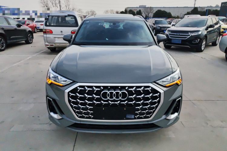 Used Audi Q3 2024 35 TFSI Fashion Dynamic Edition
