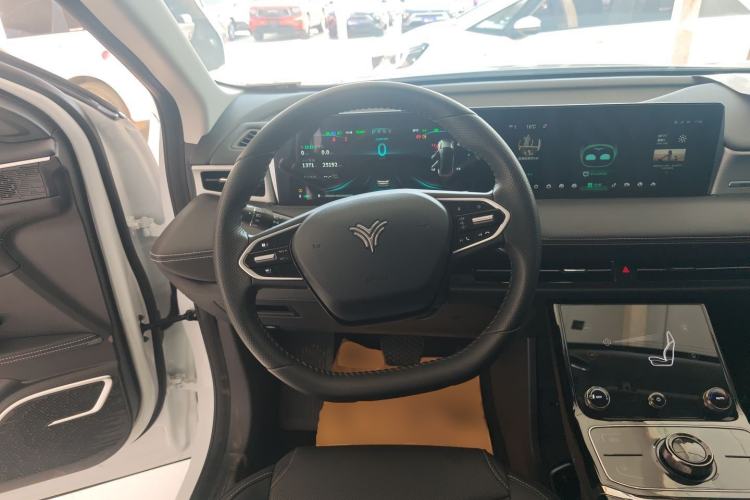 Used NETA U 2022 Zhi400 Pro Ternary Lithium
