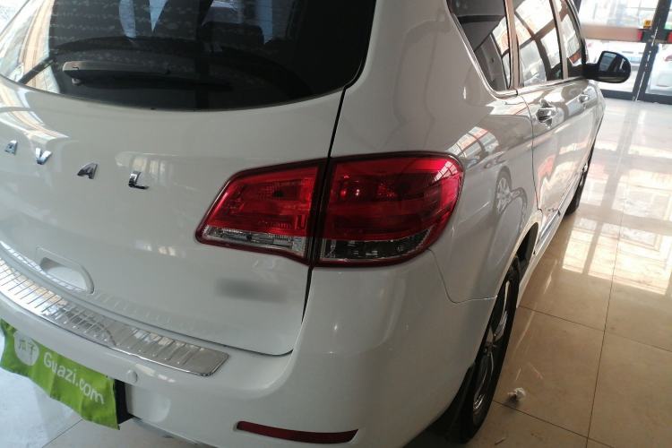 Used Haval H6 2016 Upgraded Model 1.5T Automatic Two-Wheel Drive Elite Version
