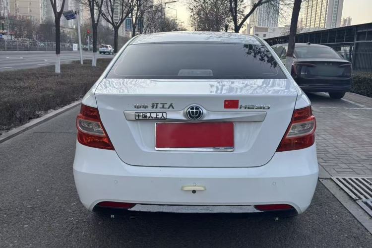 Used Brilliance H230 2012 1.5L AMT Sunroof Version