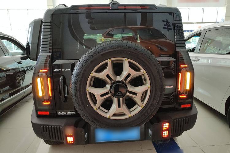 Used Jetour Traveler 2023 2.0T All-Wheel Drive Conquer PRO
