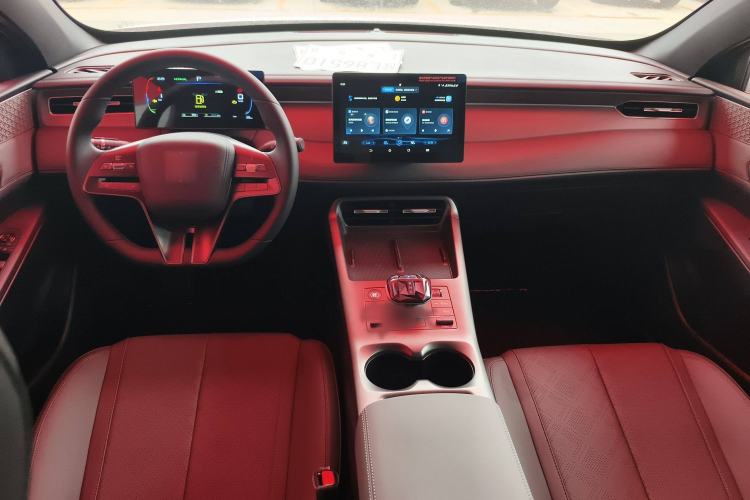 Used BYD Qin PLUS 2025 DM-i Smart Drive 55KM Leading Model
