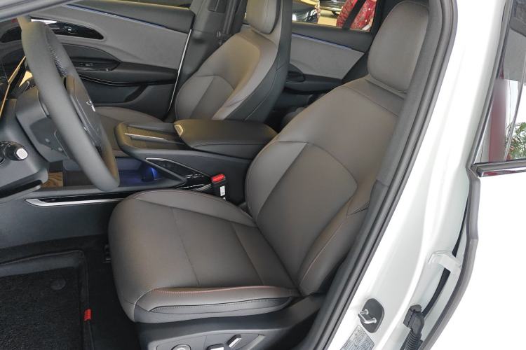 Used Hongqi EH7 2025 600 Smart Selection Edition
