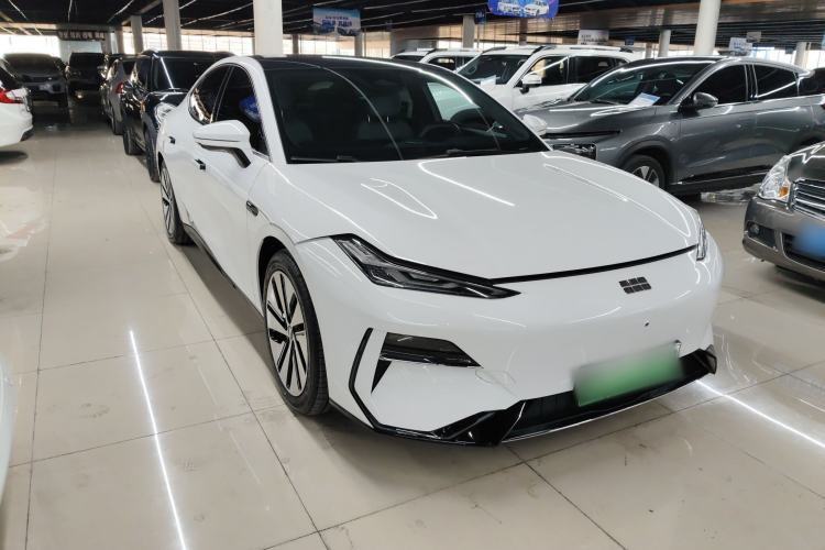 Used  E8 2024 665 km Range Rear-Drive Starship Long-Range Version