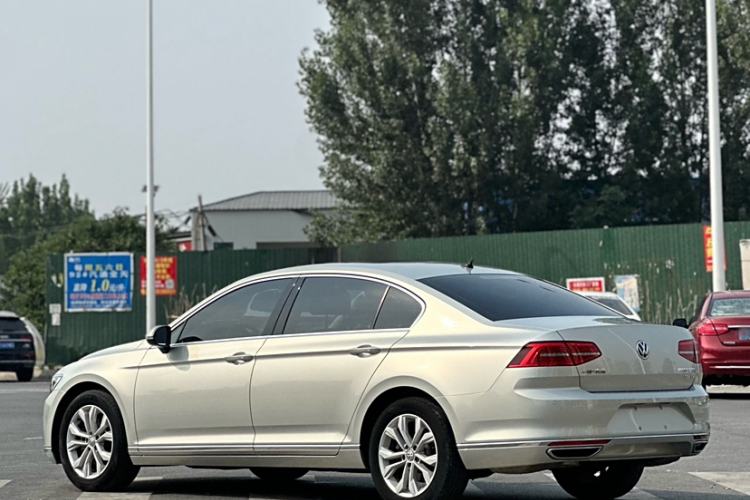 Used Volkswagen Magotan 2019 330TSI DSG Luxury Version China VI Standard
