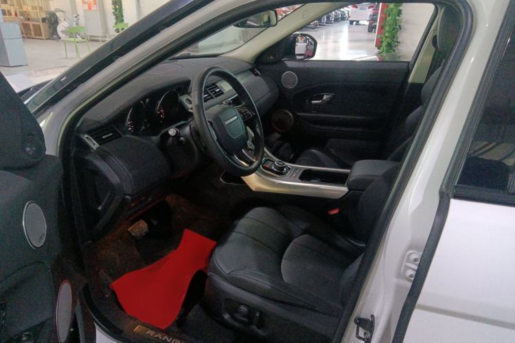 Used Land Rover Range Rover Evoque 2018 240 PS SE Smart Brilliance Edition
