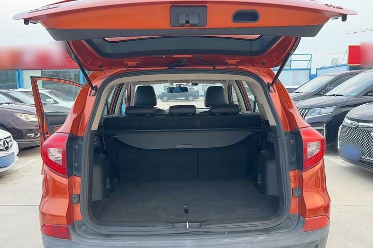 Used BYD Song 2016 GaiShi Edition 1.5TID Automatic Elite Model
