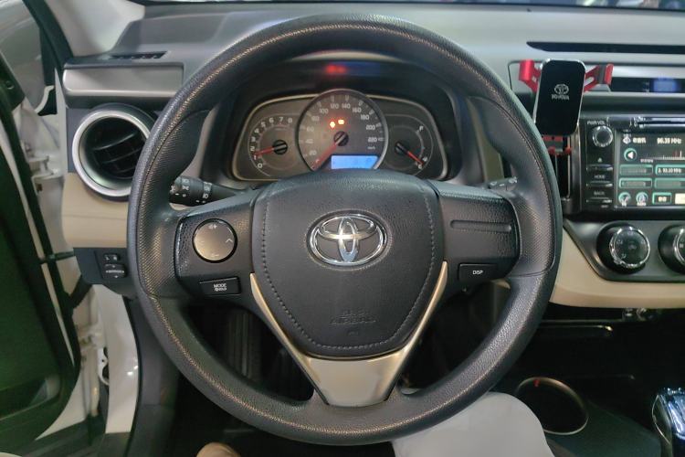 Used Toyota RAV4 2015 2.0L CVT Two-Wheel Drive Urban Edition