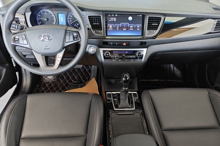 Used Hyundai Mistra 2014 1.8L Automatic Smart GLS
