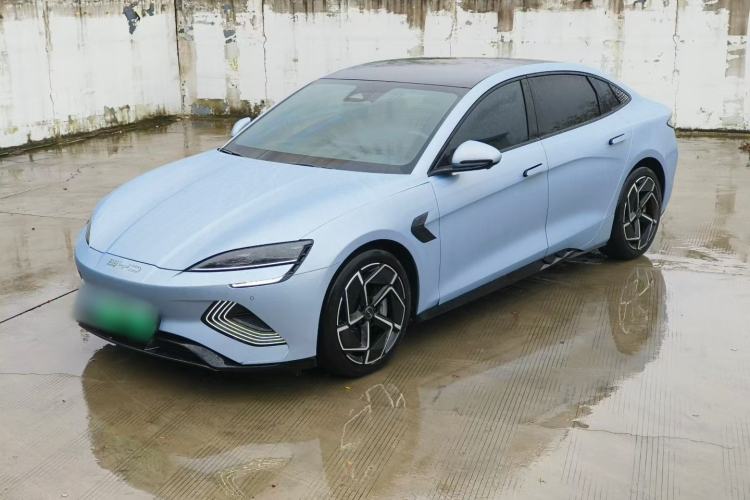 Used BYD Seal 2022 700 km Long-Range Rear-Wheel-Drive Version