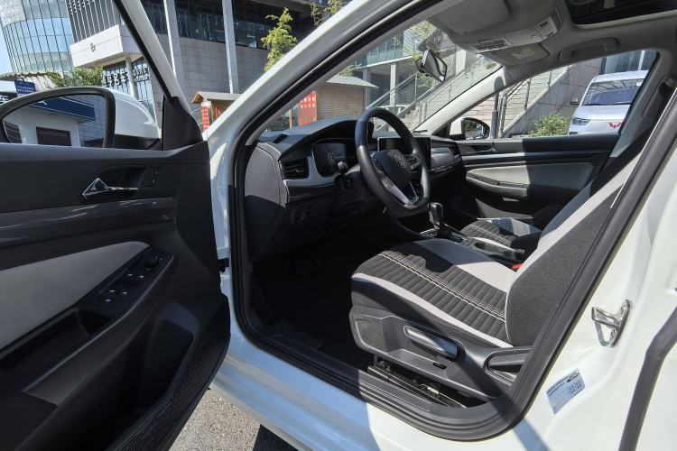 Used Volkswagen Bora 2023 1.5L Automatic Changer Limited Edition
