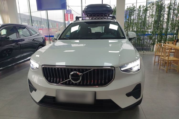 Used Volvo XC40 2024 B4 4x4 Smart Luxury Edition