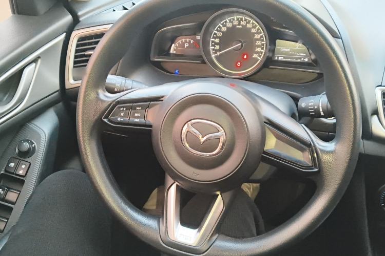 Used Mazda Mazda 3 Axela 2017 Sedan 1.5L Automatic Comfort Model Emission Standard China V