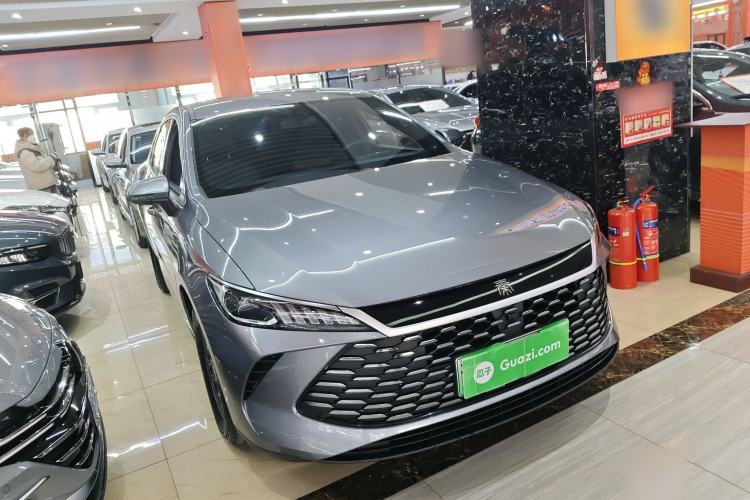 Used BYD Qin PLUS 2025 DM-i Smart Drive 55KM Leading Model