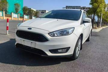 Used Ford Focus 2018 Hatchback Classic 1.6L Automatic Trendy SmartDrive Edition