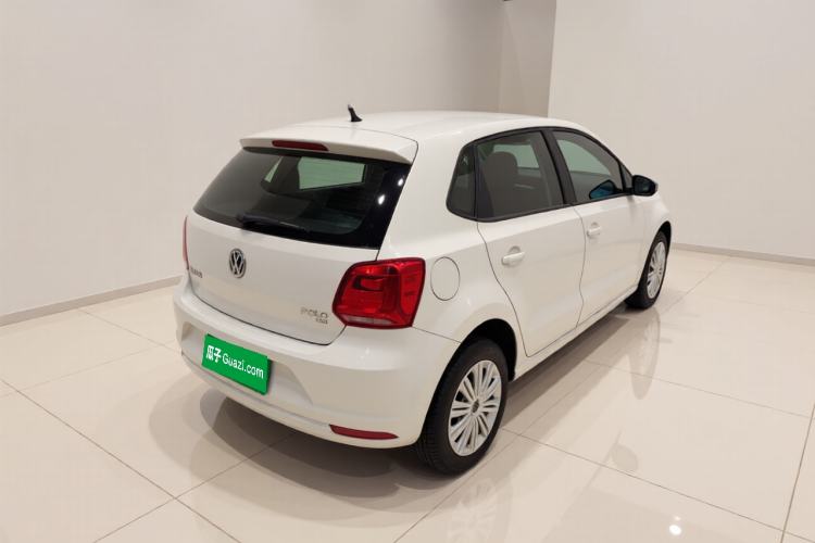 Used Volkswagen Polo 2016 1.6L Automatic Comfort Model
