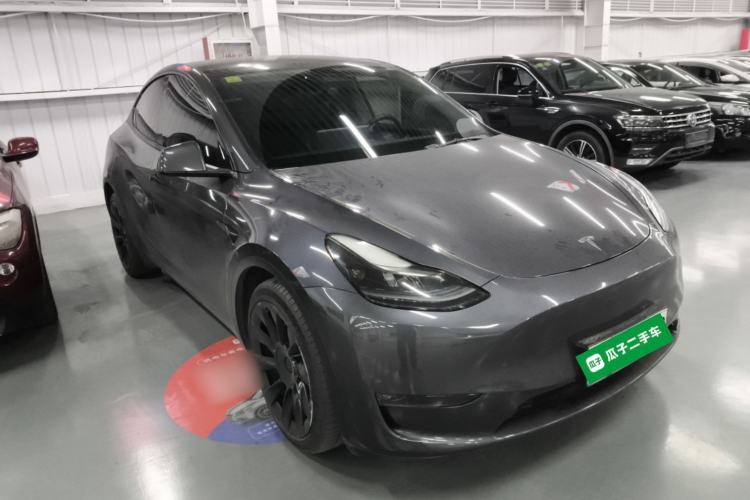 Used Tesla Model Y 2021 Long-Range All-Wheel-Drive Version
