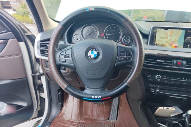 Used BMW X5 2015 xDrive28i
