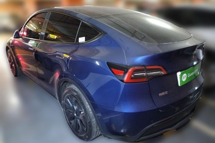 Used Tesla Model Y 2023 Long-Range All-Wheel-Drive Version