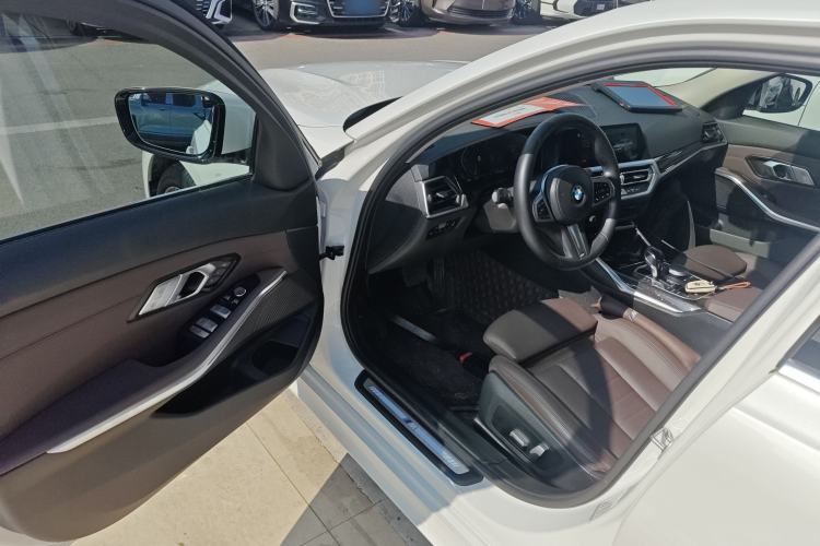 Used BMW 3 Series 2021 Restyled 325Li M Sport Package
