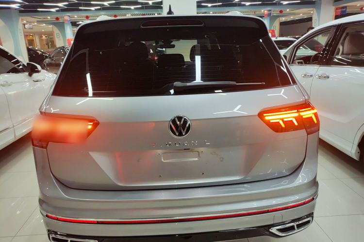 Used Volkswagen Tiguan L 2022 330TSI Automatic Two-Wheel Drive R-Line Flagship Edition
