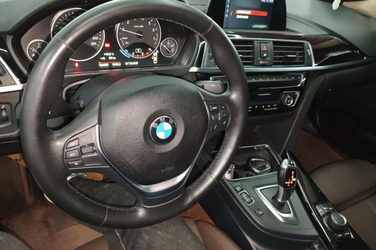 Used BMW 3 Series 2018 320Li Fashion Model
