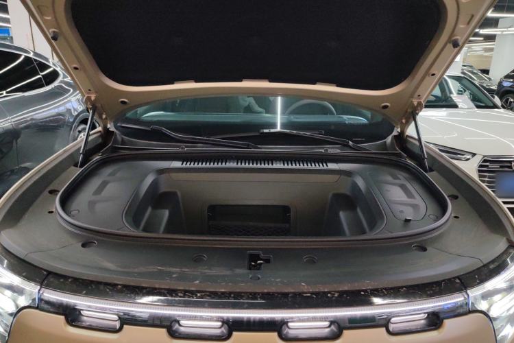 Used  #5 2024 Long-Range Journey Luxury Edition
