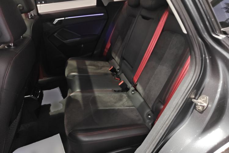 Used Audi Q3 2020 40 TFSI Fashion Dynamic Model
