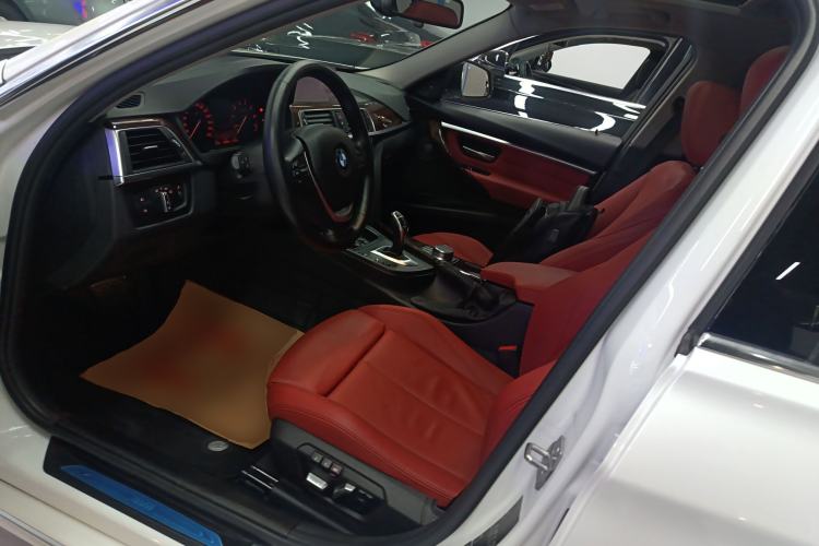 Used BMW 3 Series 2018 330Li xDrive Luxury Package
