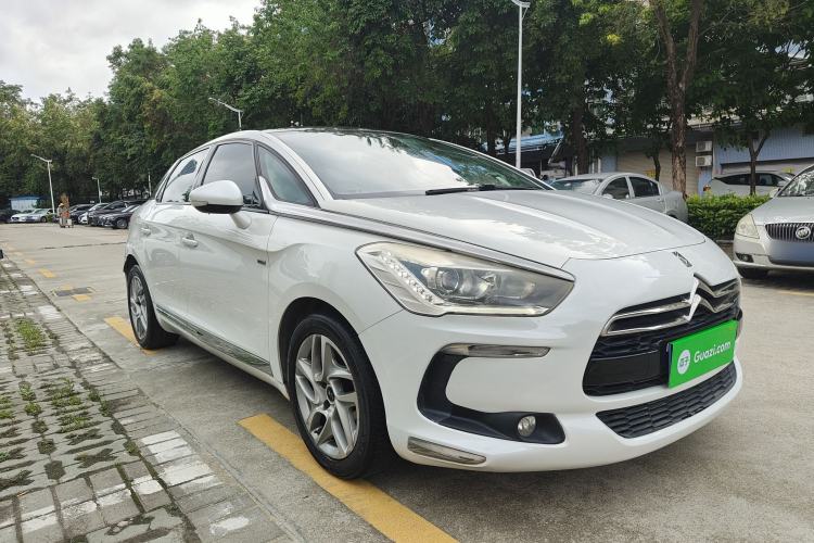 Used  5 2014 1.6T Elegant Version THP160
