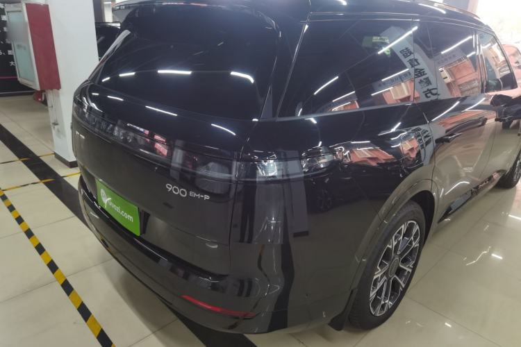 Used Lynk & Co 900 2025 1.5T Ultra
