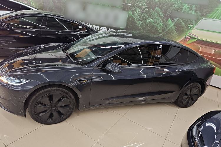 Used Tesla Model 3 2023 Rear-Wheel-Drive Version
