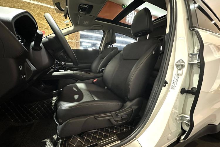 Used Honda Vezel 2019 1.5L CVT Pioneer Edition China VI
