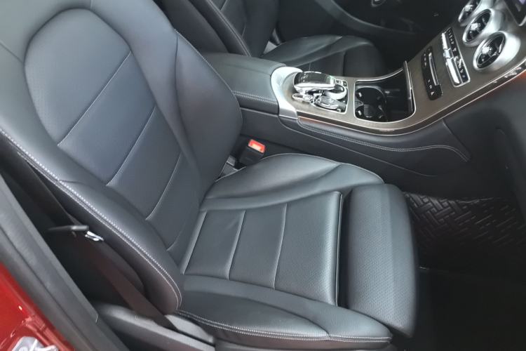 Used Mercedes-Benz GLC 2019 Refreshed GLC 300 L 4MATIC Dynamic Edition
