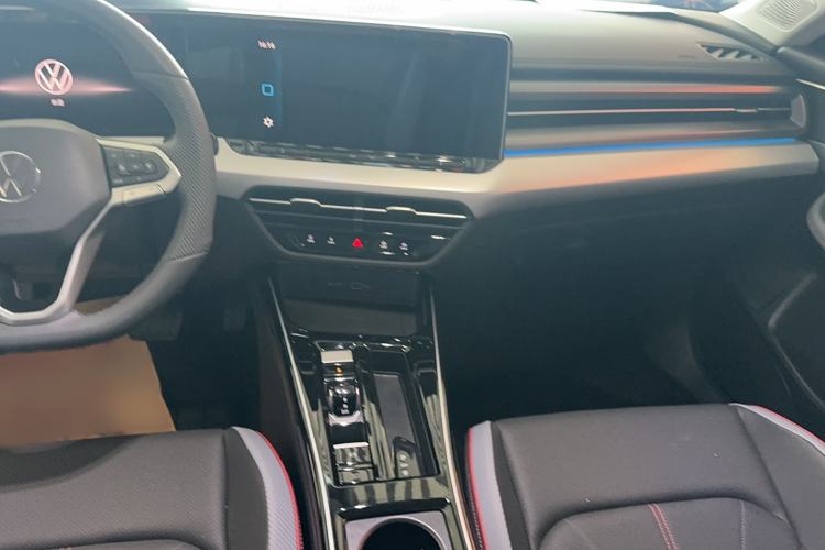 Used Volkswagen Lamando 2024 Lavida L 280TSI DSG Cool & Spicy Edition
