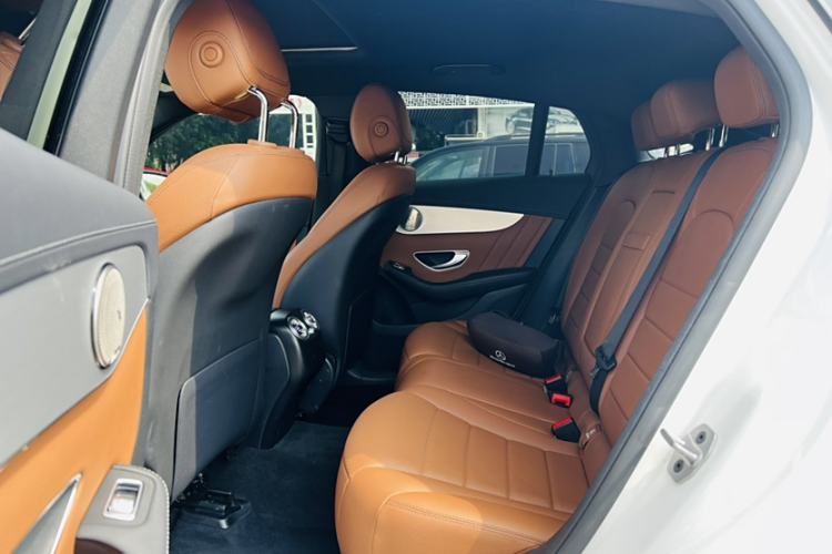 Used Mercedes-Benz GLC Coupe 2022 Refreshed GLC 260 4MATIC Coupe SUV
