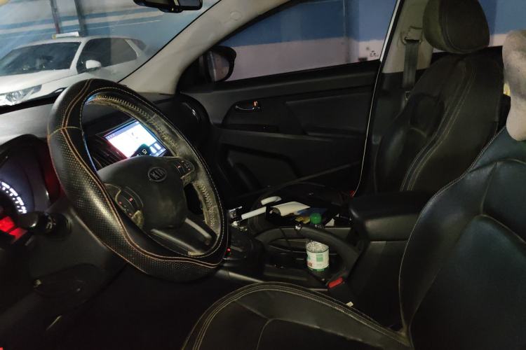 Used Kia Sportage R 2014 2.0L Automatic Two-Wheel Drive GLS Trim
