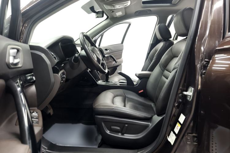 Used GAC Trumpchi GS4 2017 235T Manual Two-Wheel Drive Luxury Edition
